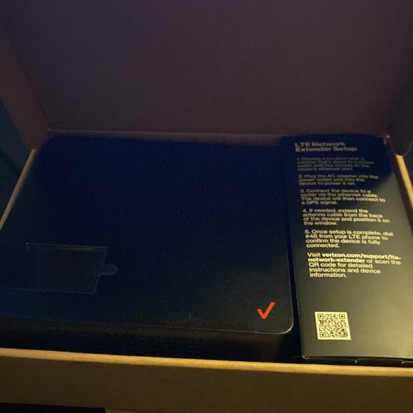 Verizon LTE network extender - Picture 5 of 6